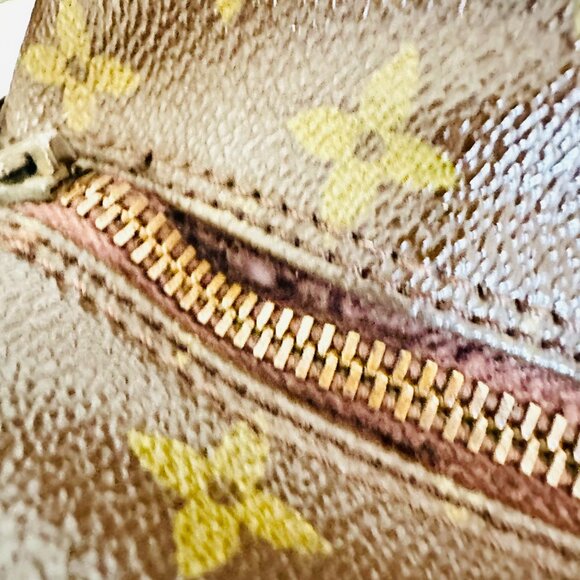 AUTHENTIC LOUIS VUITTON MONOGRAM CANVAS NILE MESSENGER BAG VINTAGE - Picture 12 of 16